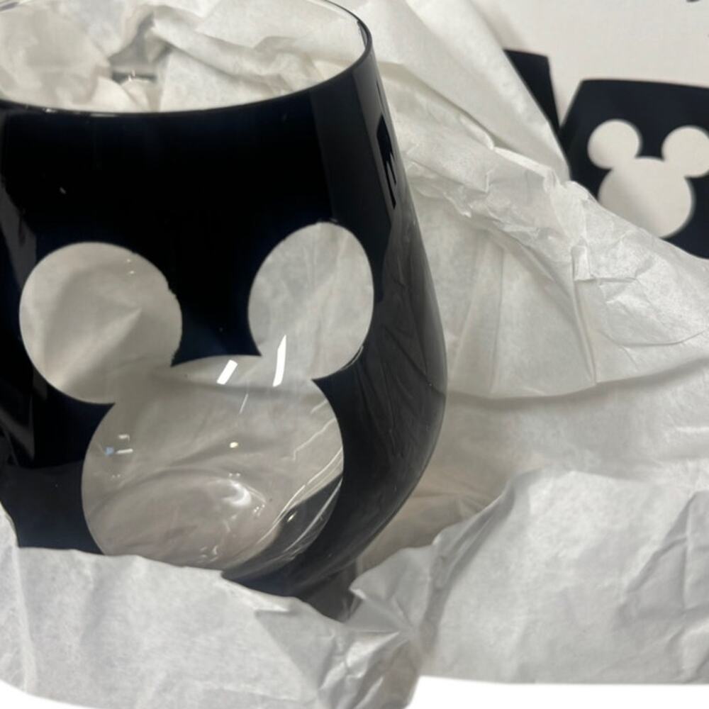 European Handmade Blown Disney Mickey Mouse wine glass set of 2 NIB